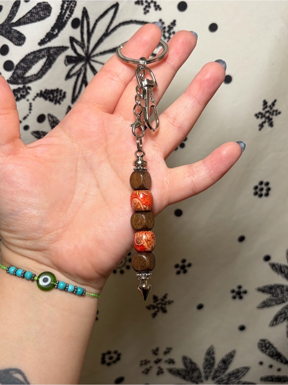 Handmade Beaded Pointed Tip Keychain Self
Defense Accessory Bag Charm Gift